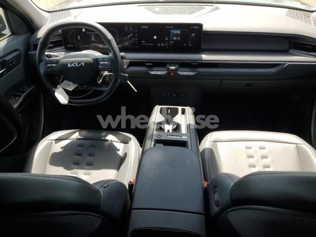 Photo 11 of 2024 KIA EV9 WIND (VIN KNDAFFS57R6029925)