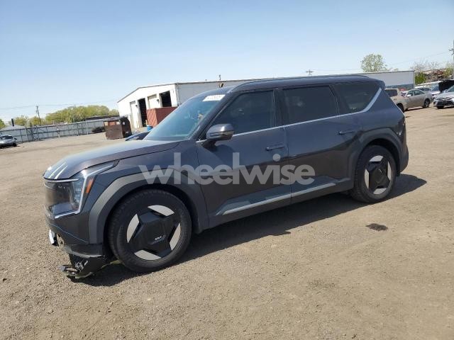 Photo 5 of 2024 KIA EV9 WIND (VIN KNDAFFS57R6029925)