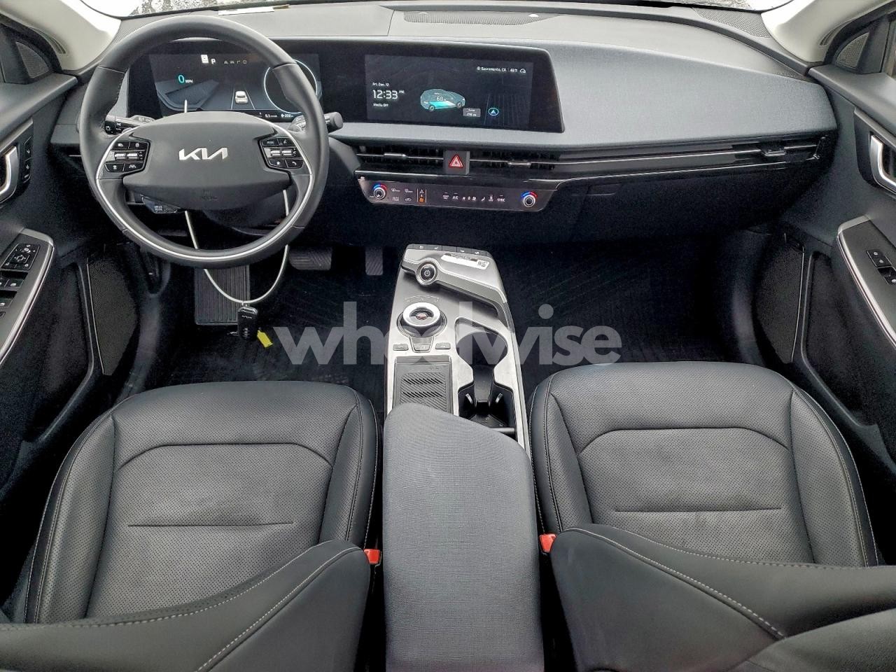 Photo 8 of 2023 KIA EV6 LIGHT (VIN KNDC34LA1P5104638)