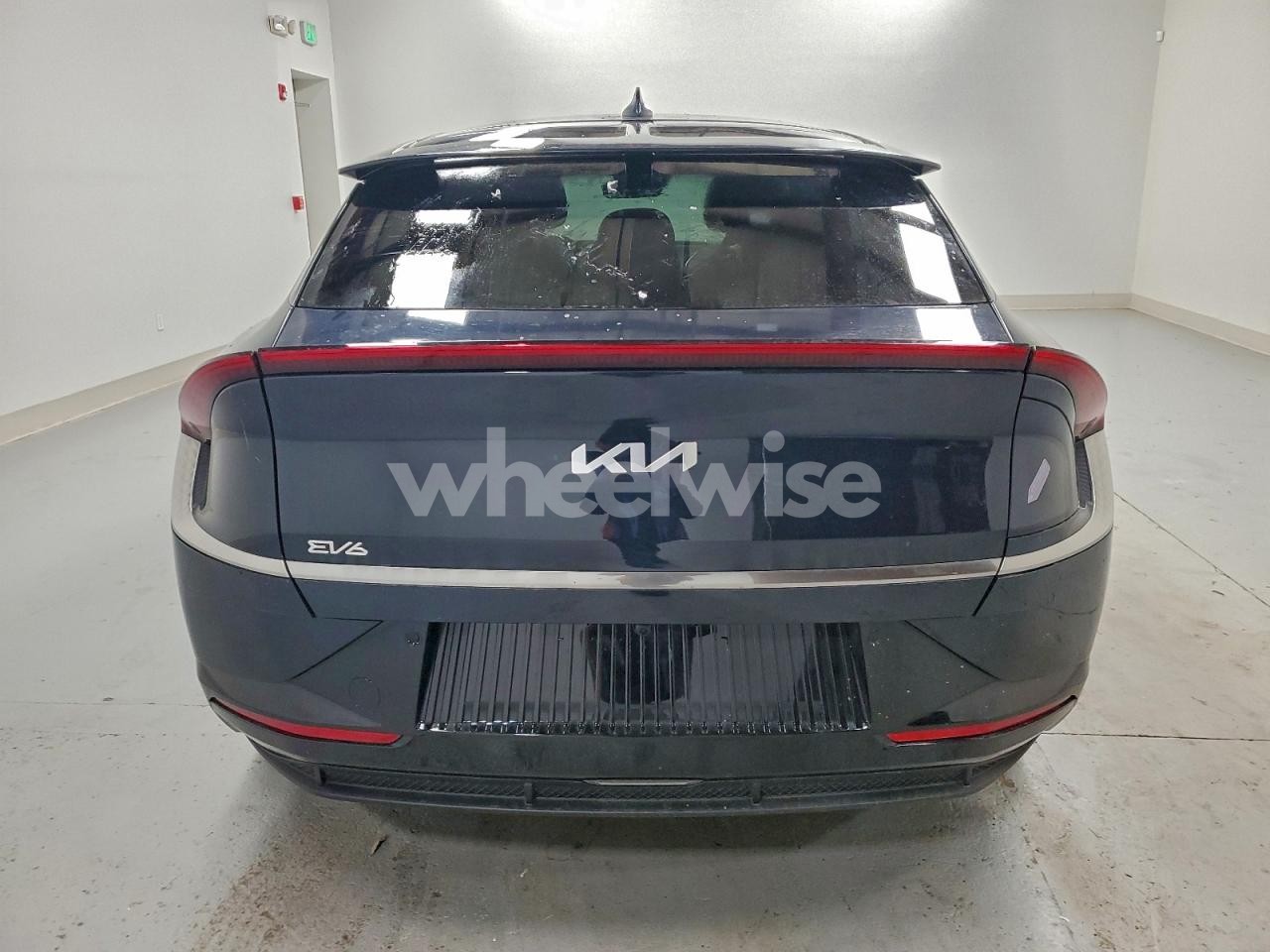 Photo 6 of 2023 KIA EV6 LIGHT (VIN KNDC34LA1P5602726)