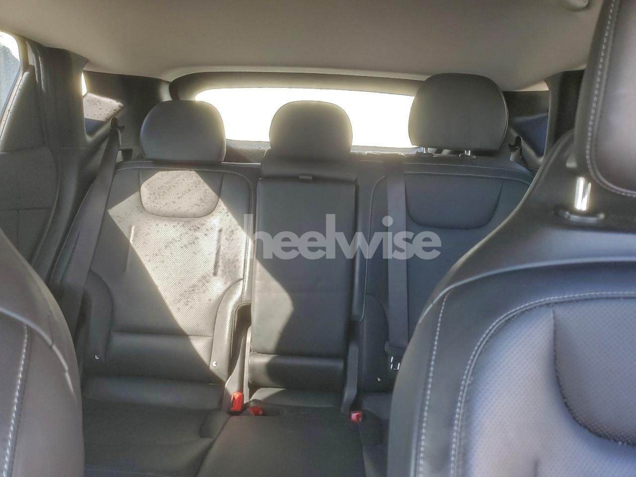 Photo 10 of 2023 KIA EV6 LIGHT (VIN KNDC34LA1P5606260)