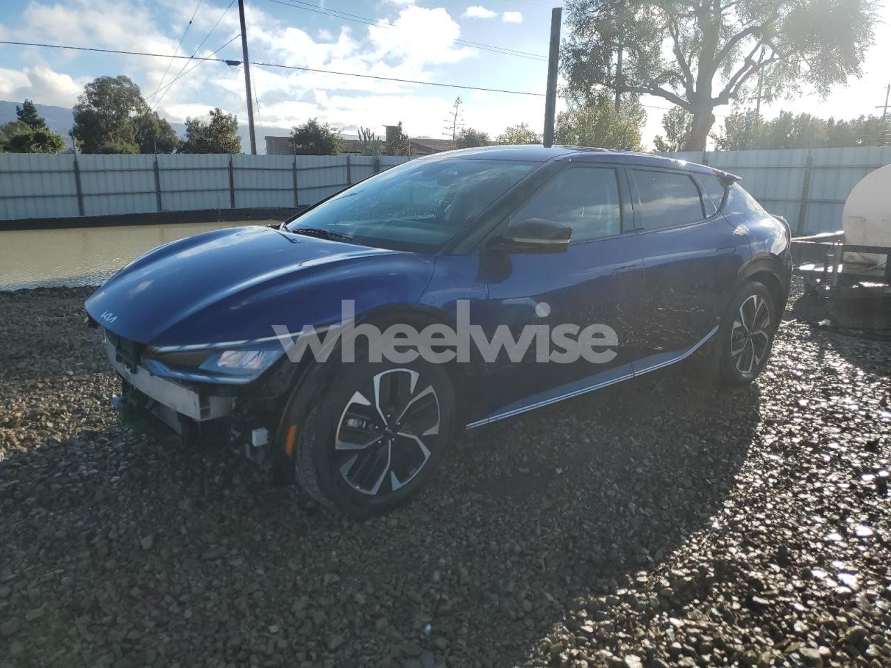 2024 KIA EV6 LIGHT (VIN KNDC34LA1R5211613) main photo