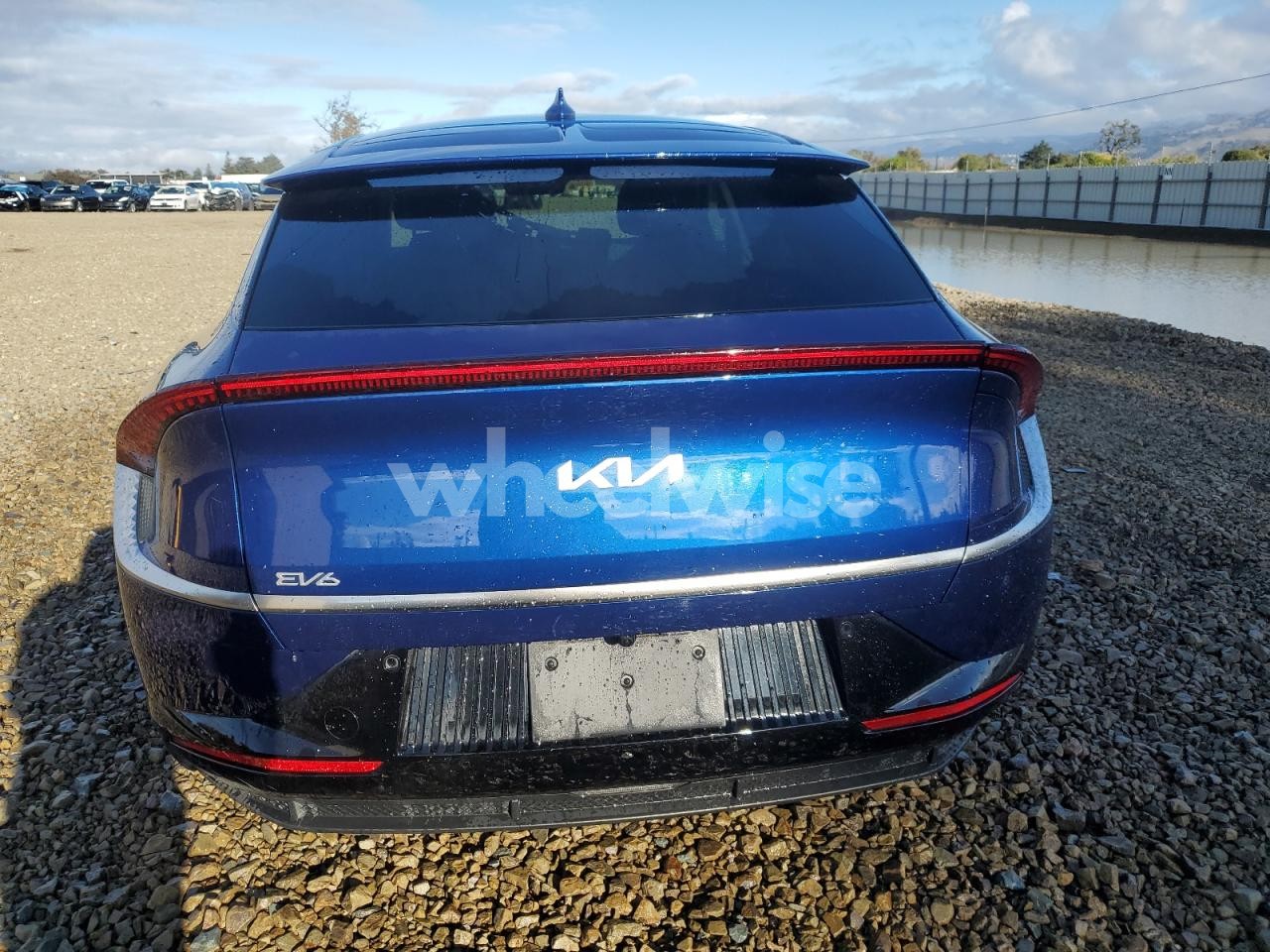 Photo 6 of 2024 KIA EV6 LIGHT (VIN KNDC34LA1R5211613)