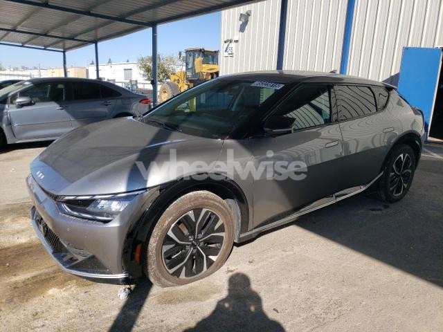 Photo 2 of 2023 KIA EV6 LIGHT (VIN KNDC34LA2P5609801)