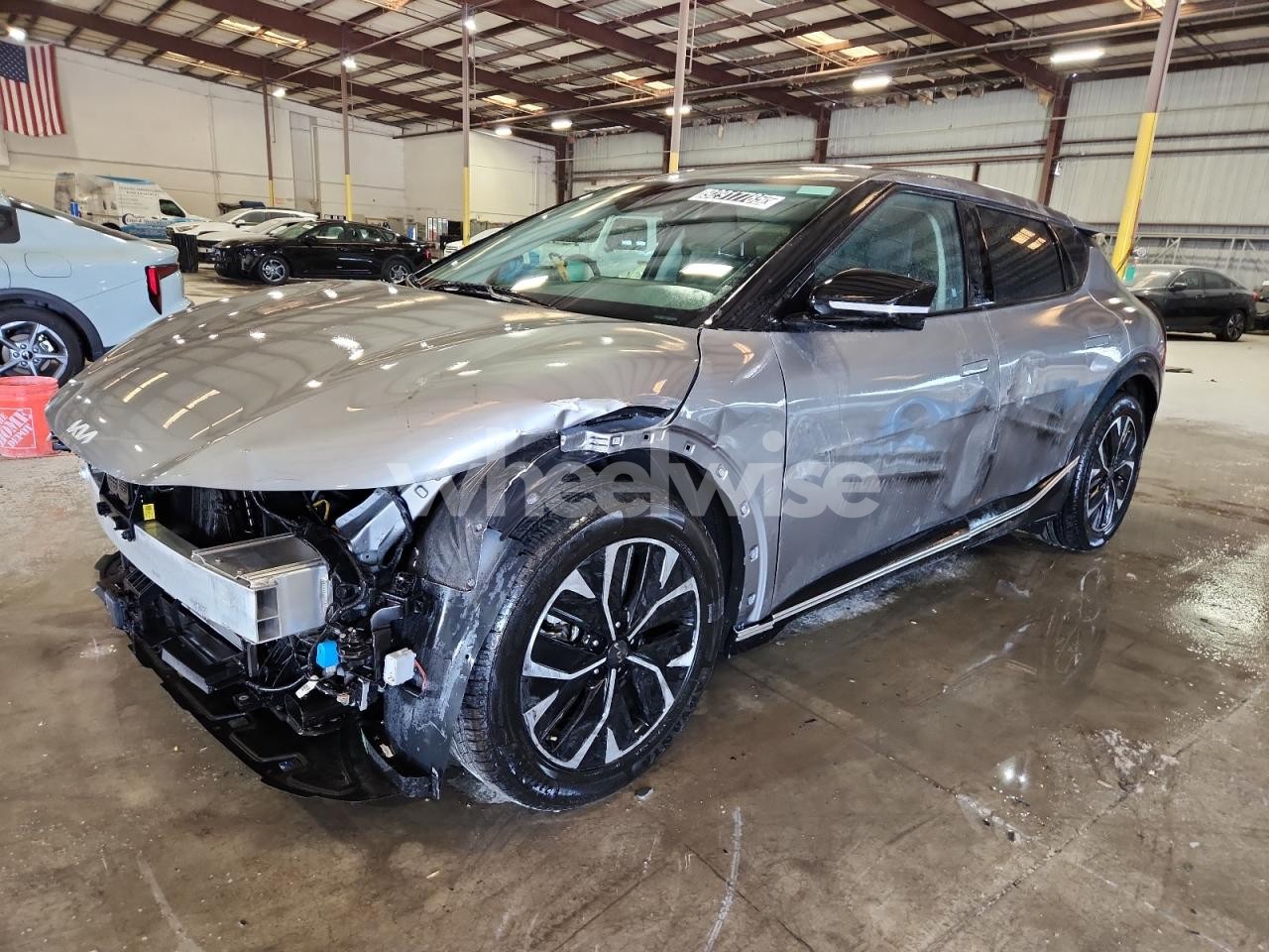 2024 KIA EV6 LIGHT (VIN KNDC34LA2R5188035) main photo