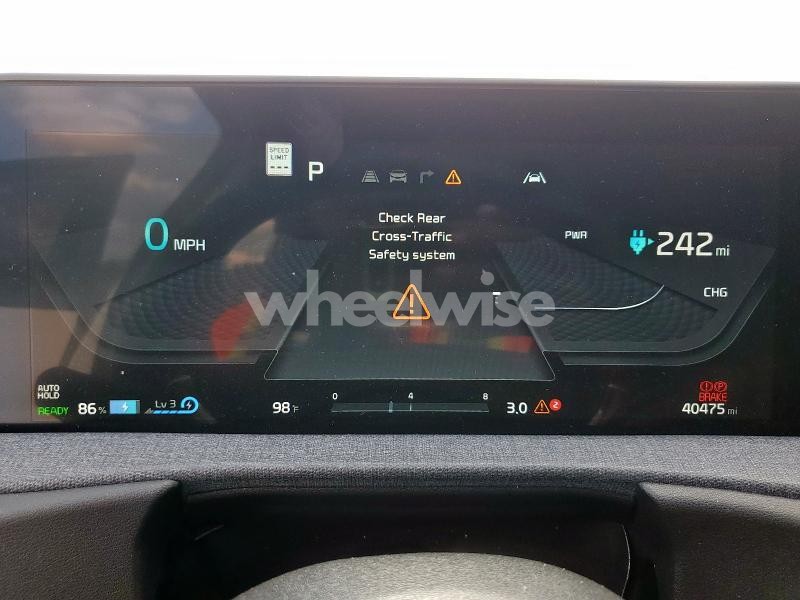 Photo 11 of 2024 KIA EV6 LIGHT (VIN KNDC34LA2R5193669)