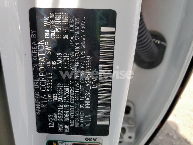 Photo 2 of 2024 KIA EV6 LIGHT (VIN KNDC34LA2R5193669)