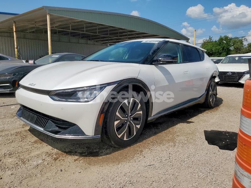 Photo 9 of 2024 KIA EV6 LIGHT (VIN KNDC34LA2R5193669)