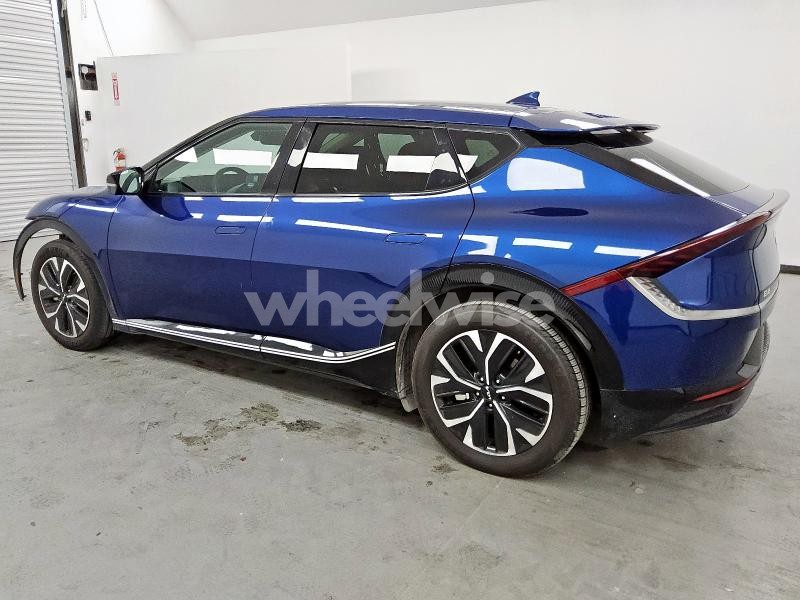 2024 KIA EV6 LIGHT (VIN KNDC34LA3R5192269) main photo