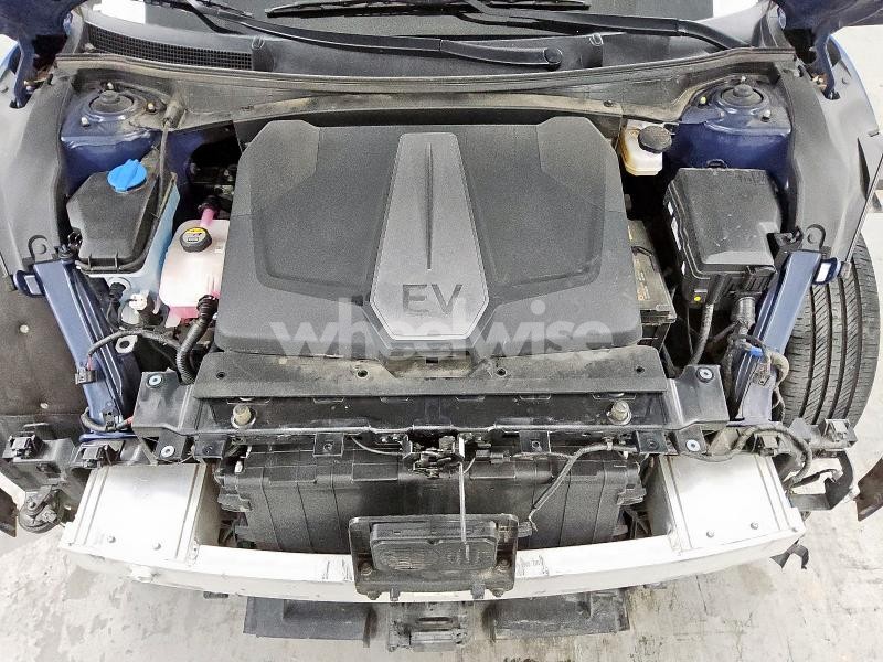 Photo 5 of 2024 KIA EV6 LIGHT (VIN KNDC34LA3R5192269)