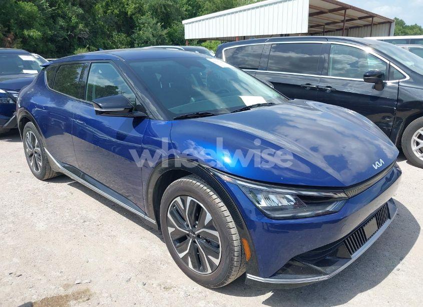 2024 Kia Ev6 WIND (VIN KNDC34LA3R5203092) main photo