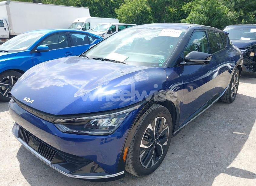 Photo 2 of 2024 Kia Ev6 WIND (VIN KNDC34LA3R5203092)