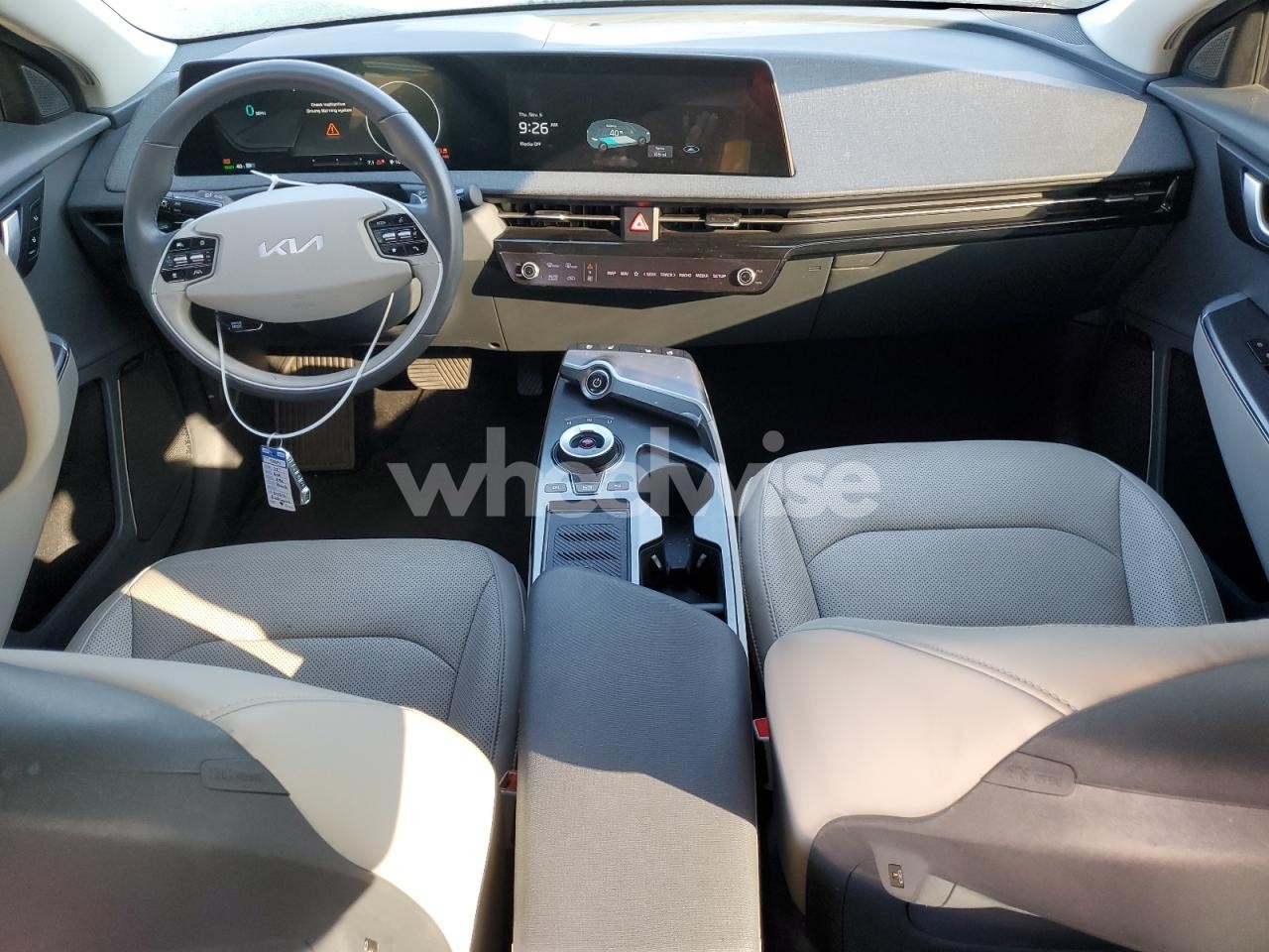 Photo 8 of 2022 KIA EV6 LIGHT (VIN KNDC34LA6N5043171)