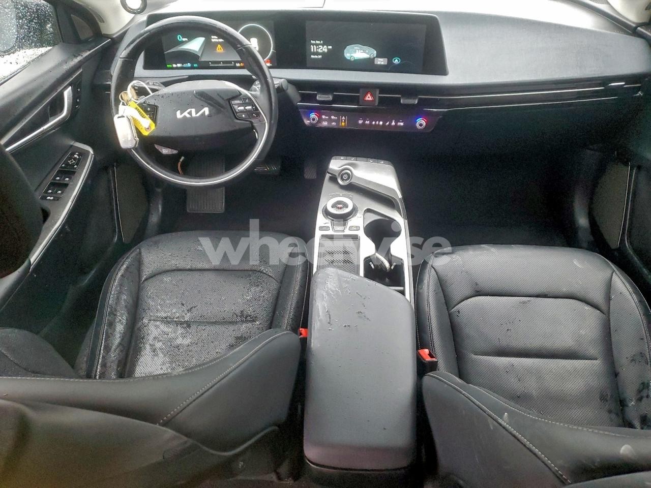 Photo 8 of 2023 KIA EV6 LIGHT (VIN KNDC34LA6P5128451)