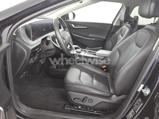 2024 KIA EV6 LIGHT (VIN KNDC34LA7R5207498) main photo