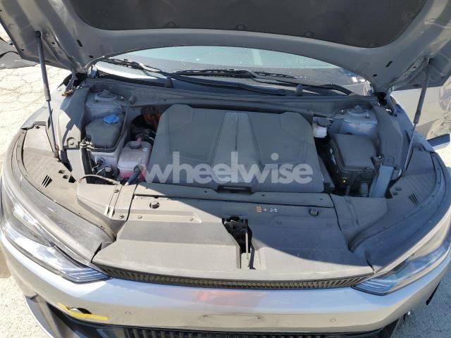 Photo 3 of 2023 KIA EV6 LIGHT (VIN KNDC34LA8P5150077)