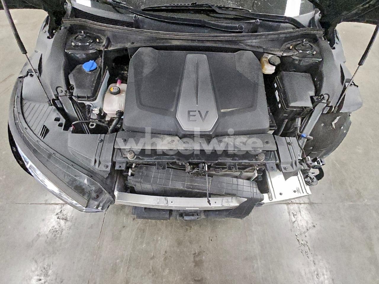 Photo 11 of 2024 KIA EV6 LIGHT (VIN KNDC34LA9R5194625)