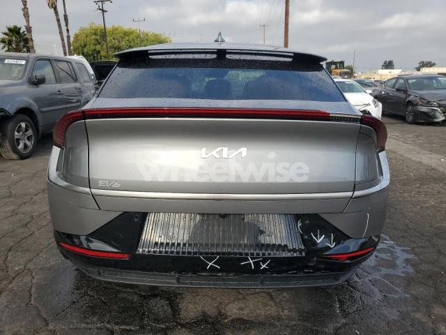 2024 KIA EV6 LIGHT (VIN KNDC34LA9R5207406) main photo