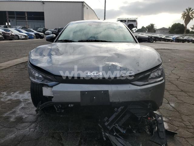 Photo 13 of 2024 KIA EV6 LIGHT (VIN KNDC34LA9R5207406)