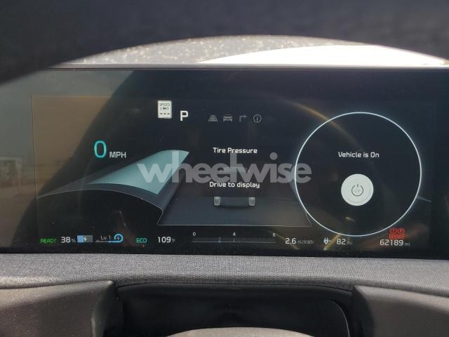 Photo 10 of 2023 KIA EV6 LIGHT (VIN KNDC34LAXP5609903)