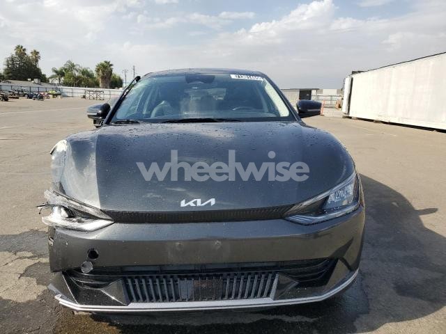 Photo 2 of 2023 KIA EV6 LIGHT (VIN KNDC34LAXP5609903)