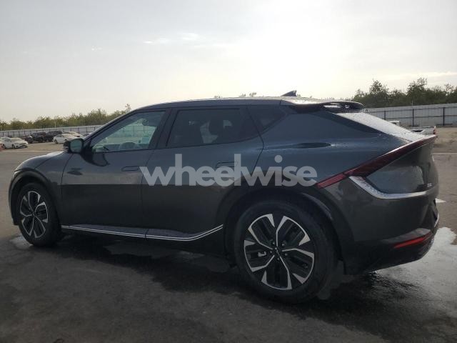 Photo 8 of 2023 KIA EV6 LIGHT (VIN KNDC34LAXP5609903)