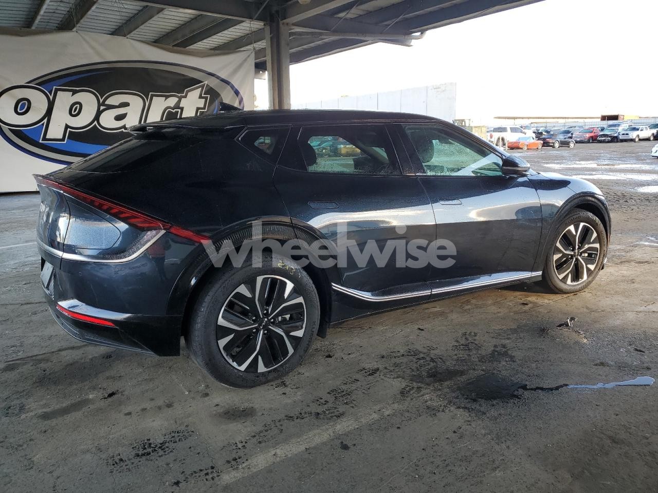 Photo 3 of 2024 KIA EV6 LIGHT (VIN KNDC3DLC1R5199299)