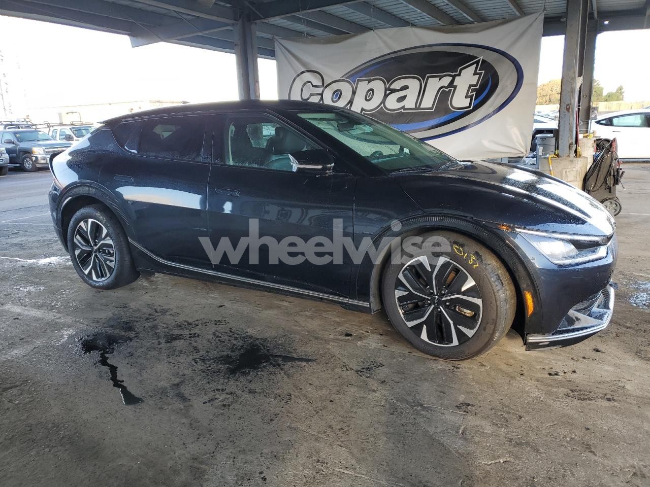 Photo 4 of 2024 KIA EV6 LIGHT (VIN KNDC3DLC1R5199299)