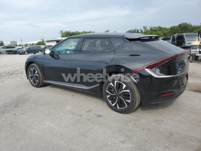 Photo 11 of 2022 KIA EV6 LIGHT (VIN KNDC3DLC4N5073237)