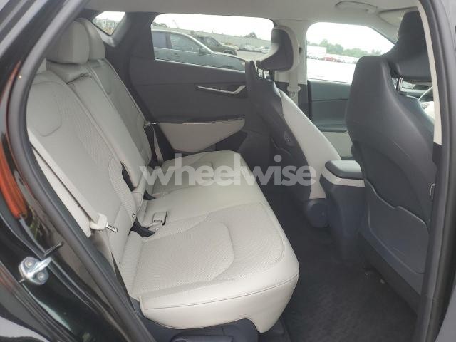 Photo 7 of 2022 KIA EV6 LIGHT (VIN KNDC3DLC4N5073237)