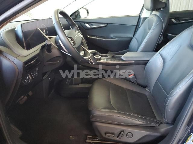 Photo 8 of 2023 KIA EV6 LIGHT (VIN KNDC3DLC5P5156338)