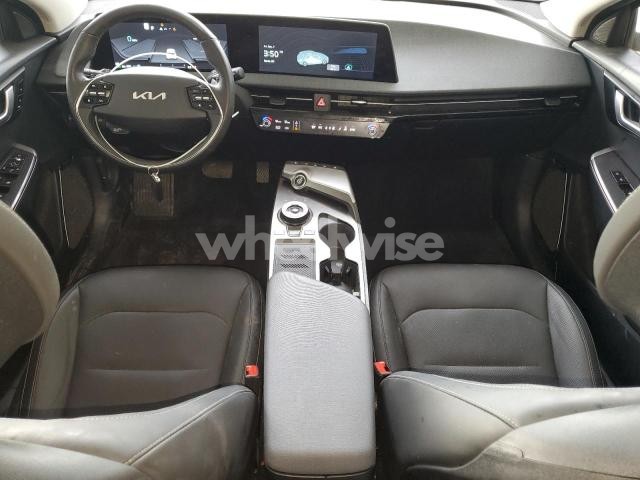 Photo 10 of 2024 KIA EV6 LIGHT (VIN KNDC3DLC6R5188511)