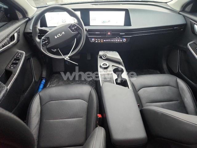 Photo 9 of 2023 KIA EV6 LIGHT (VIN KNDC3DLC7P5158365)