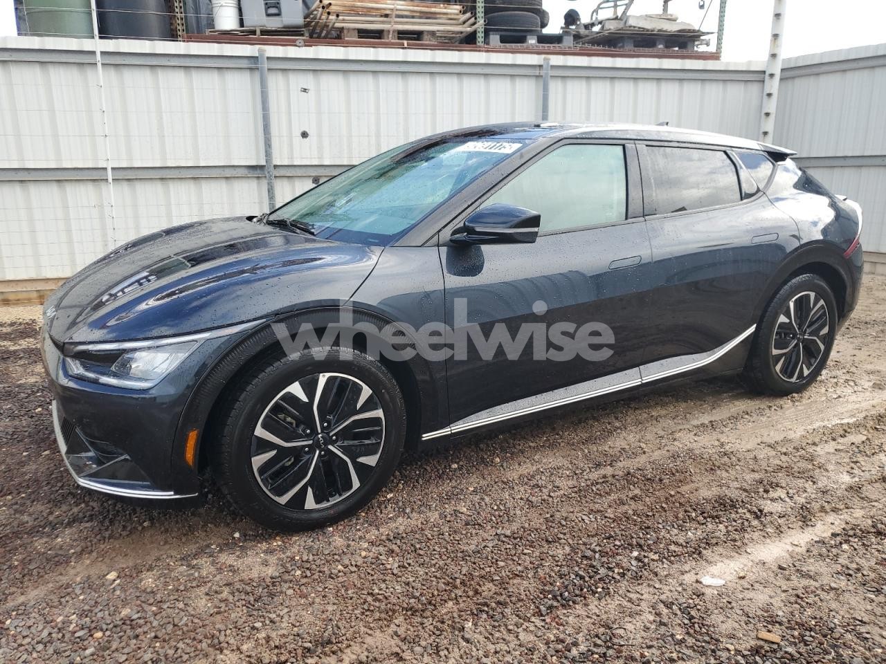 2024 KIA EV6 LIGHT (VIN KNDC3DLCXR5163045) main photo