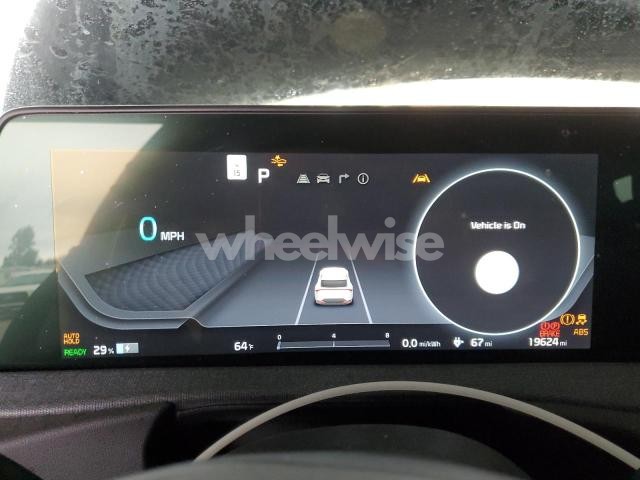 Photo 3 of 2024 KIA EV6 LIGHT (VIN KNDC3DLCXR5618900)