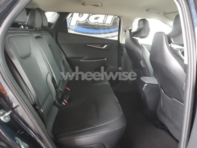 Photo 5 of 2024 KIA EV6 LIGHT (VIN KNDC3DLCXR5618900)