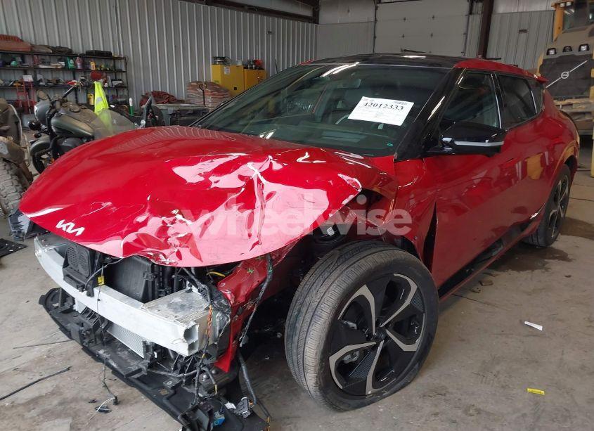 Photo 2 of 2024 Kia Ev6 GT-LINE (VIN KNDC4DLC5R5220488)