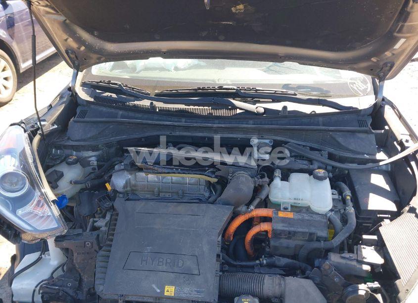 Photo 10 of 2017 Kia Niro LX (VIN KNDCB3LC0H5041371)