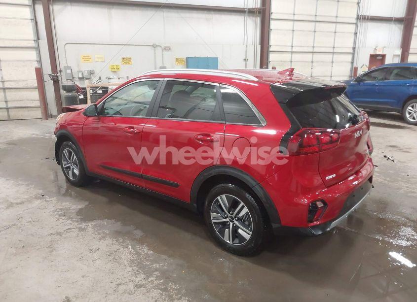 Photo 3 of 2022 Kia Niro LXS (VIN KNDCB3LC0N5549786)