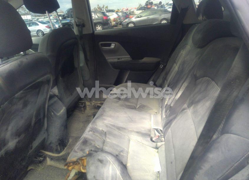 Photo 8 of 2017 Kia Niro FE (VIN KNDCB3LC1H5058910)