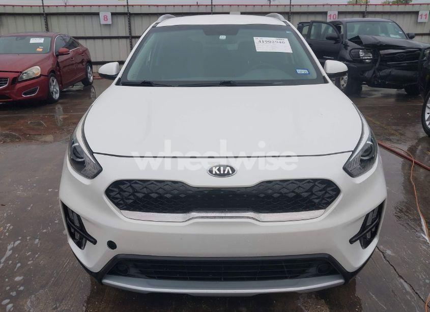 Photo 12 of 2020 Kia Niro LX (VIN KNDCB3LC2L5435978)