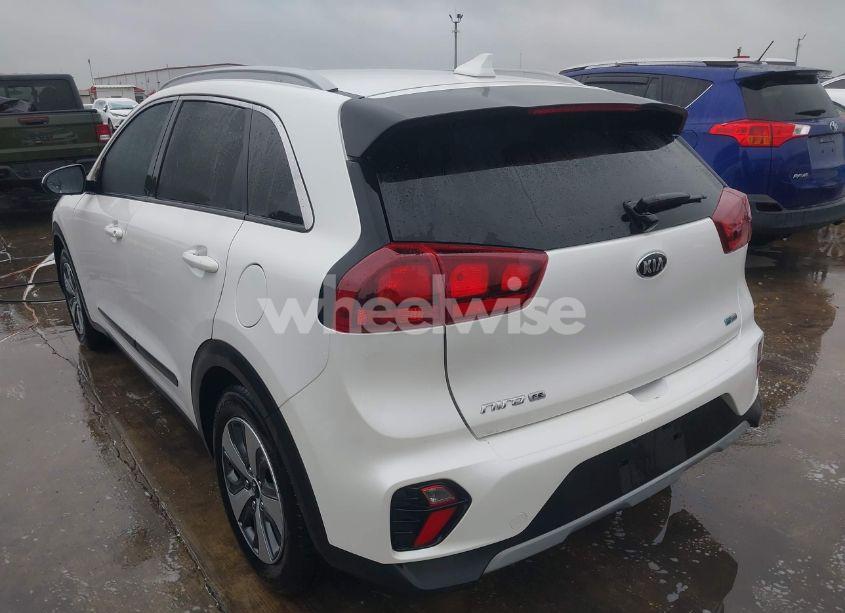 Photo 3 of 2020 Kia Niro LX (VIN KNDCB3LC2L5435978)