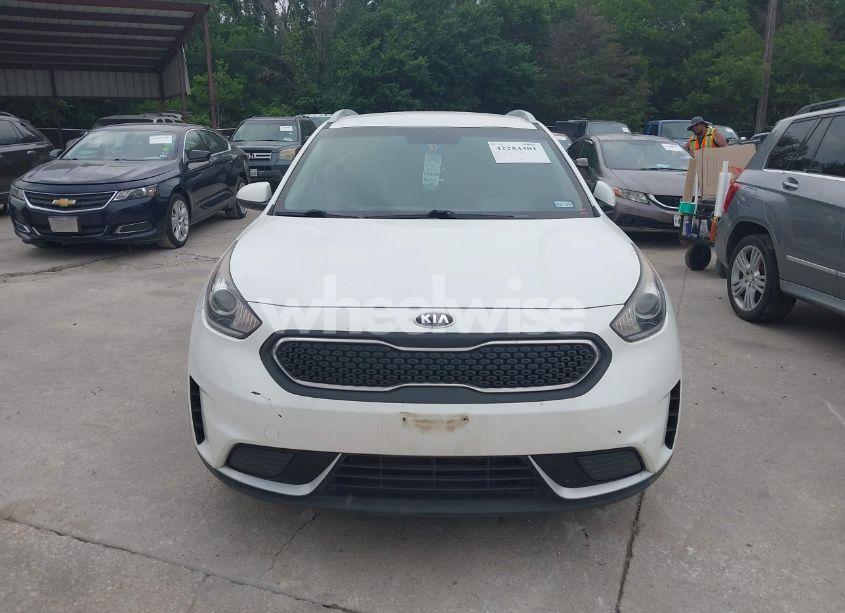 Photo 12 of 2017 Kia Niro LX (VIN KNDCB3LC3H5060030)
