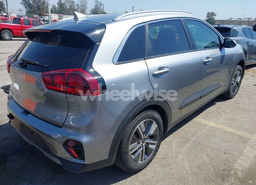 Photo 4 of 2022 Kia Niro LXS (VIN KNDCB3LC3N5548003)