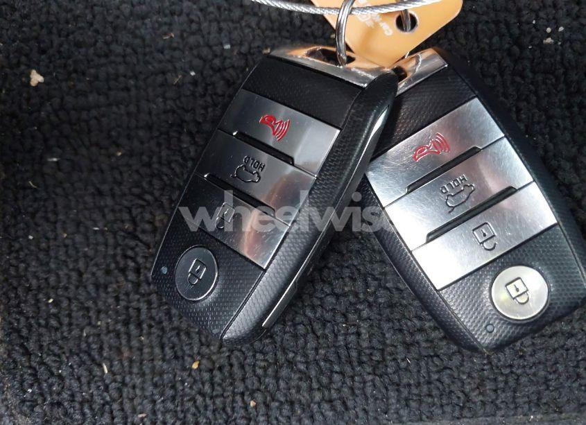 Photo 11 of 2017 Kia Niro LX (VIN KNDCB3LC5H5068310)