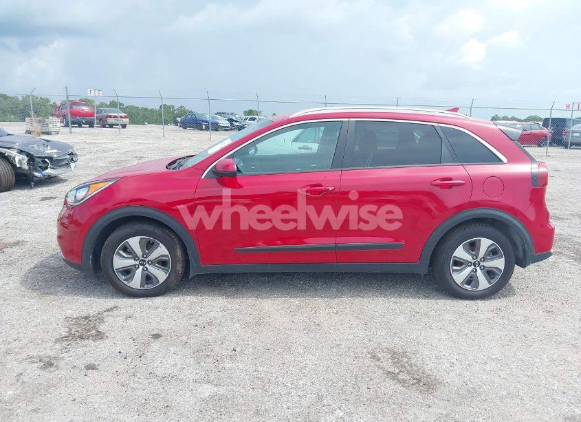 Photo 14 of 2018 Kia Niro LX (VIN KNDCB3LC5J5176190)