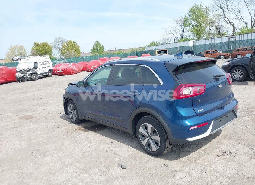Photo 3 of 2019 Kia Niro LX (VIN KNDCB3LC5K5265923)