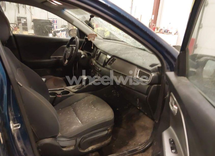 Photo 5 of 2019 Kia Niro LX (VIN KNDCB3LC5K5328454)