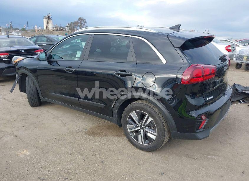 Photo 3 of 2022 Kia Niro LXS (VIN KNDCB3LC5N5548360)