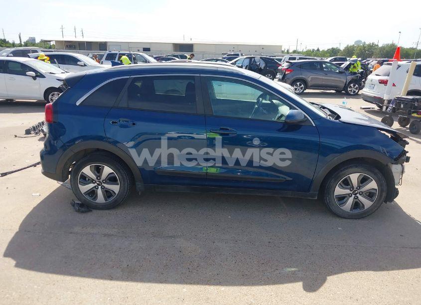 Photo 14 of 2017 Kia Niro LX (VIN KNDCB3LC7H5078501)